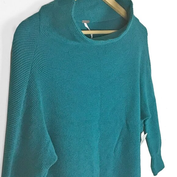 Free People Green Ottoman Slouchy Tunic Sweater Electric - Picture 3 of 9